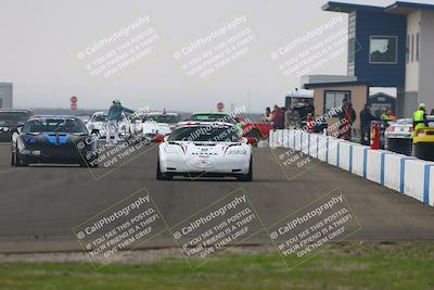 media/Jan-18-2026-CalClub SCCA (Sun) [[8bc6468723]]/Group 5 Race/Turn 1/